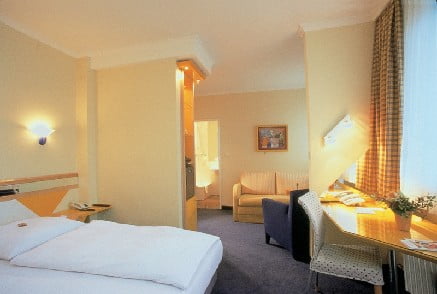 hotel hotel
